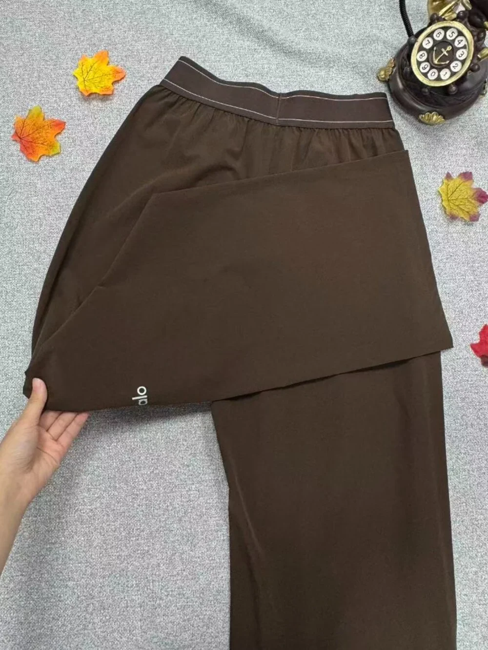 Versatile Espresso🧱ALO Yoga Pants NWT Wide Leg🤳Flattering Minimalist Chic